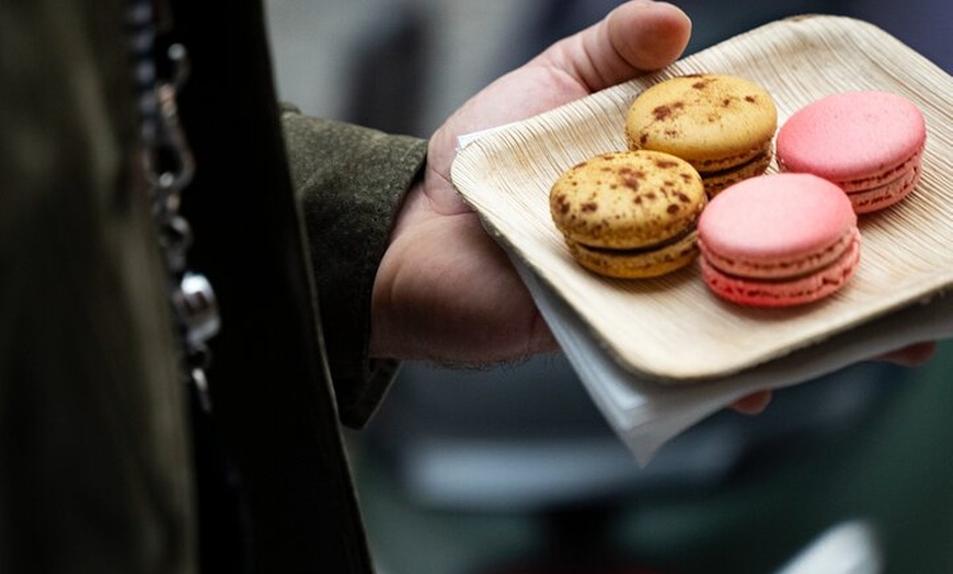 Image 9: Paris : Pâtisseries & Damnations - Une visite sucrée du quartier No...