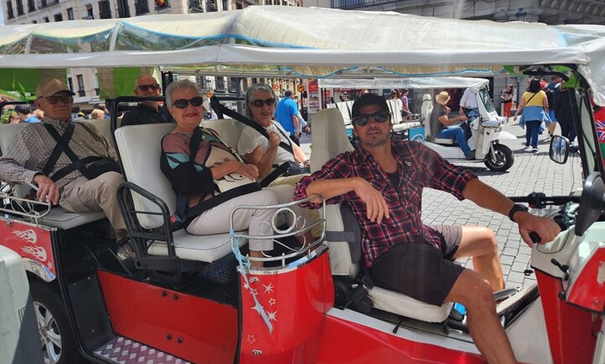 Image 4: Descubre Madrid en Tuk Tuk – Tour de 1 hora