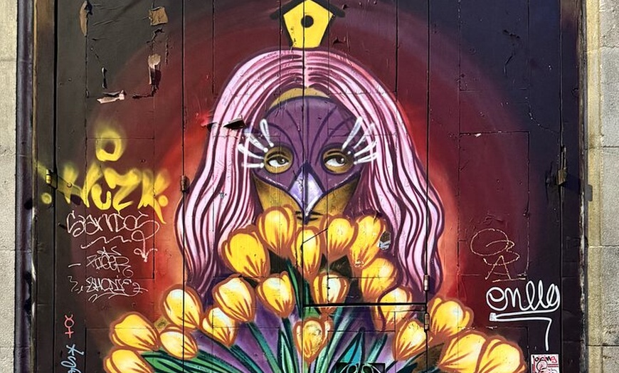Image 13: Tour de arte callejero y galería contemporáneos de Barcelona