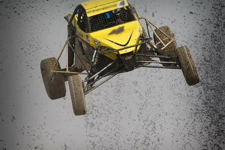 Off Road Racing: 7 Laps