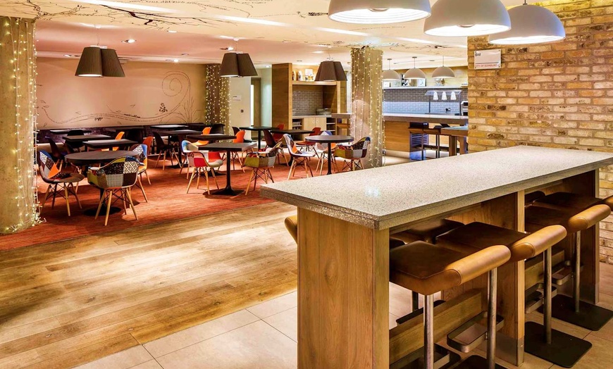 Image 23: ✈ SCHOTLAND | Edinburgh - ibis Edinburgh Centre South Bridge - Roya...