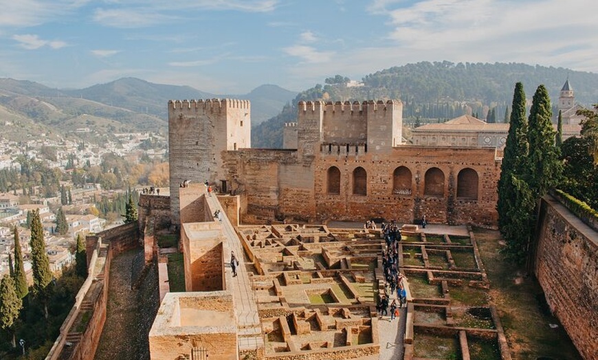 Image 5: Visita Alhambra y Generalife con Audioguía