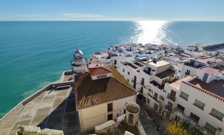 Image 4: Tour en Inglés con entradas al Castillo y escenarios GOT