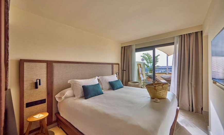 Image 4: ✈ MAJORQUE | Santa Ponça - Purobeach Resort Santa Ponsa 5* - Tout i...