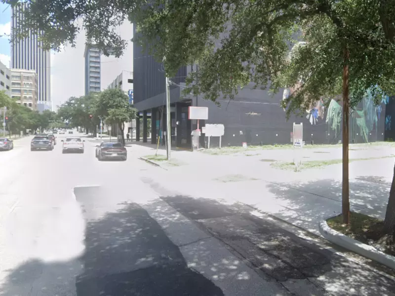 Parking at 1202 Pease St. Lot