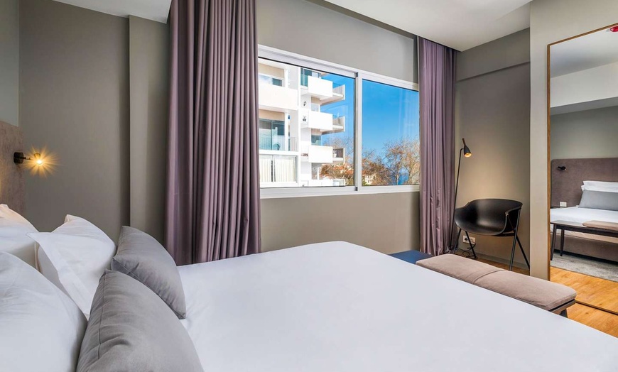 Image 3: ✈ MADEIRA | Funchal - Apartamentos Turisticos Paraiso 3* - City break
