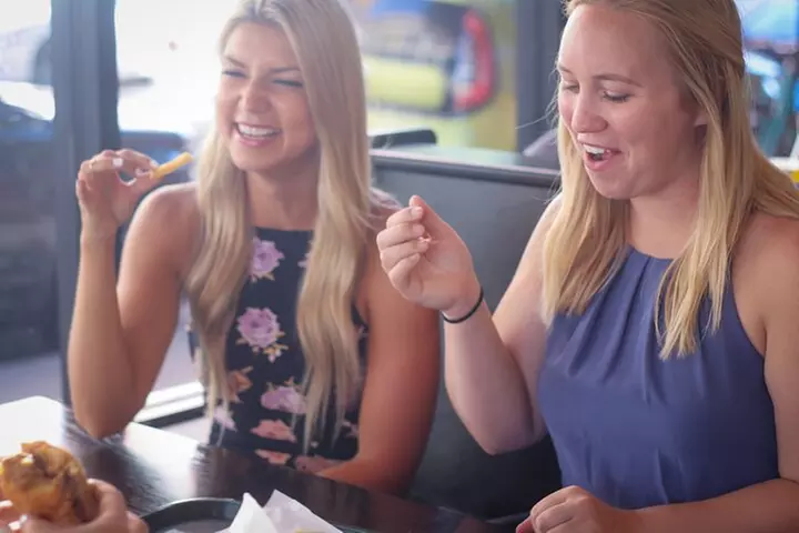 Downtown Pittsburgh Hidden Eats Food Tour with 6 Food Tastings