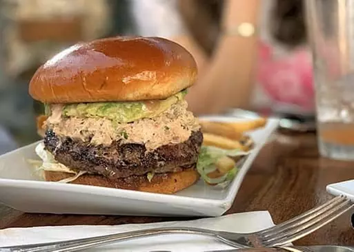 5% Cash Back at 26 Beach Restaurant