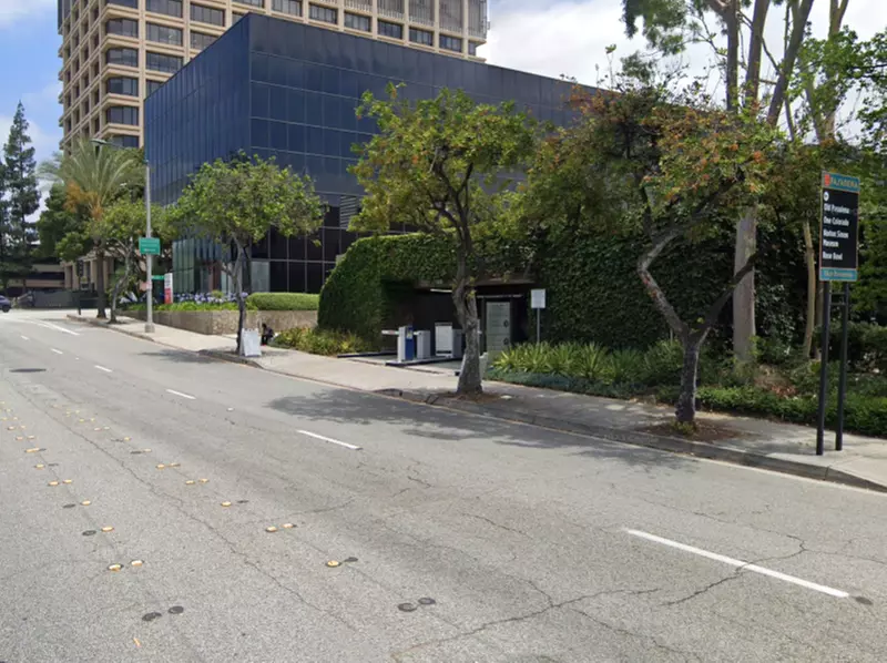 Parking at 150 E. Colorado Blvd. Garage - RV Parking