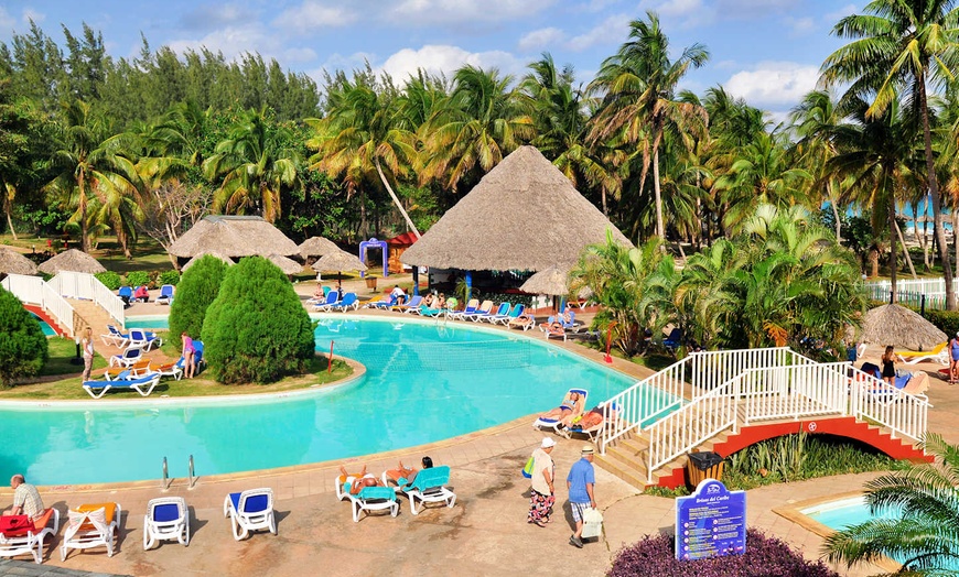 Image 1: ✈ CUBA | Varadero - Hotel Brisas Del Caribe 4* - Piscine extérieure