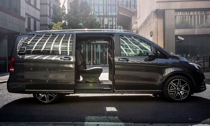 Image 6: London to Heathrow Airport