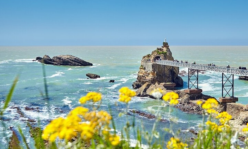Image 10: Bonjour Biarritz : Private 2 - Heure Intro City Walk avec Guide Local