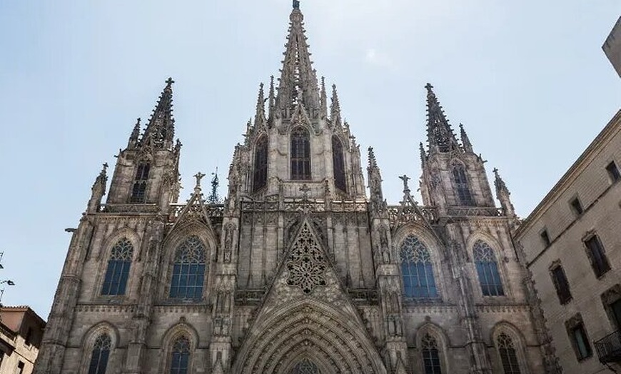 Image 9: Tour privado a pie por el Barrio Gótico y El Born con guía local