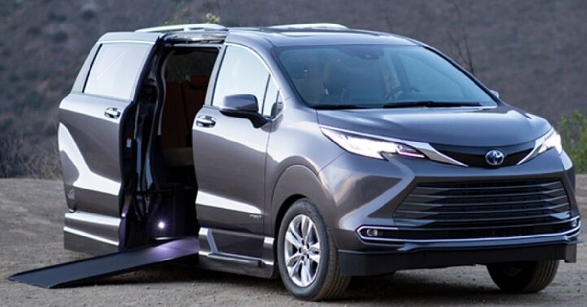 Wheelchair Accessible Airport Transfer Chicago to OHare, Midway