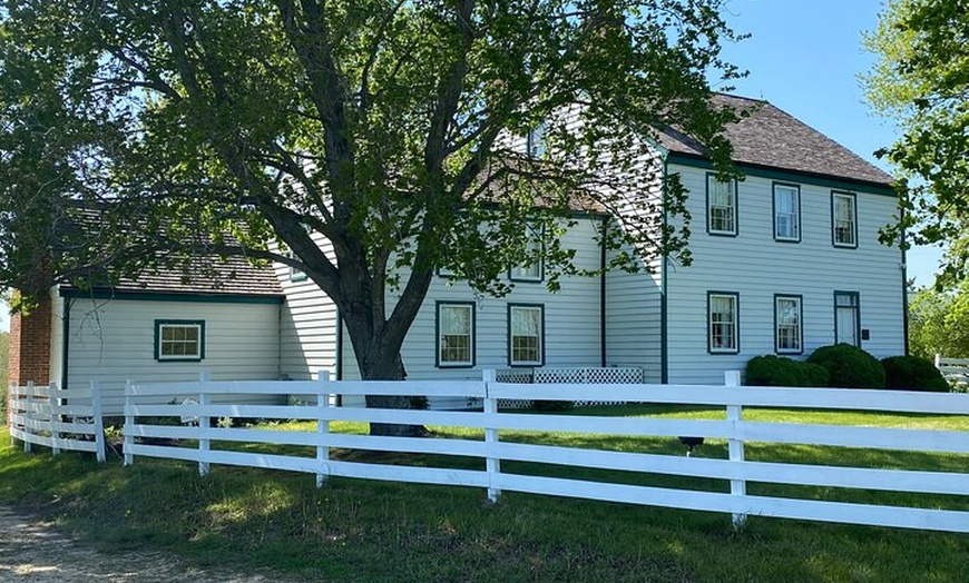 Image 10: Private John Wilkes Booth Escape Tour in Washington DC by Luxury Car