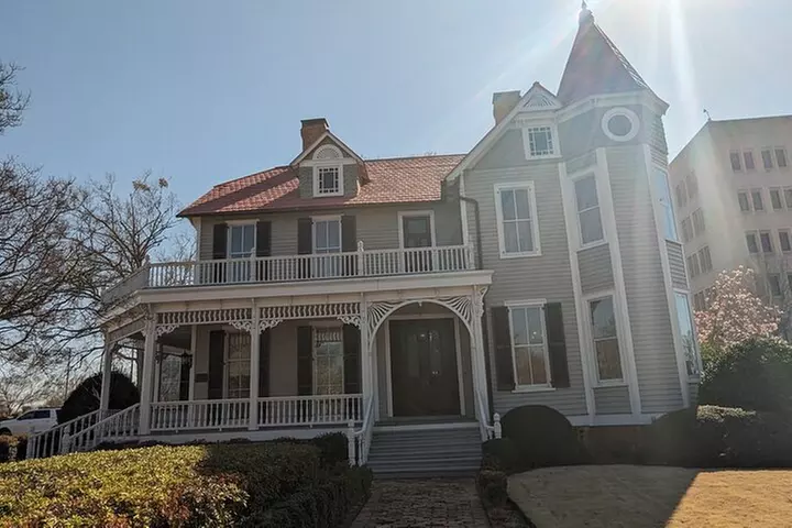 Downtown Fayetteville Historic Tour