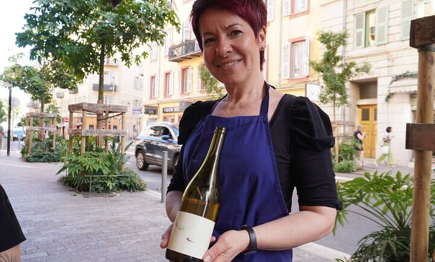 Image 2: Dégustation et Expérience Complète du Terroir - 8 Vins 4 Fromages