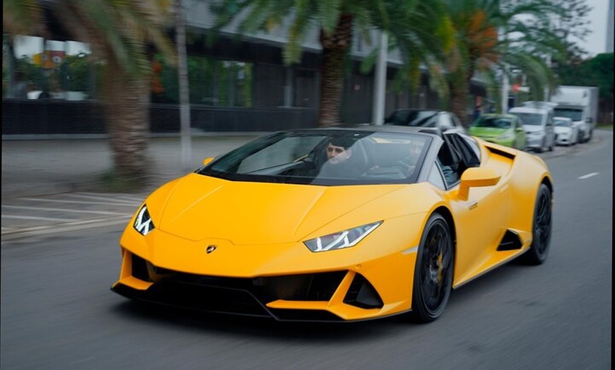 Image 2: Test Drive de 10 min en superdeportivo en Barcelona.