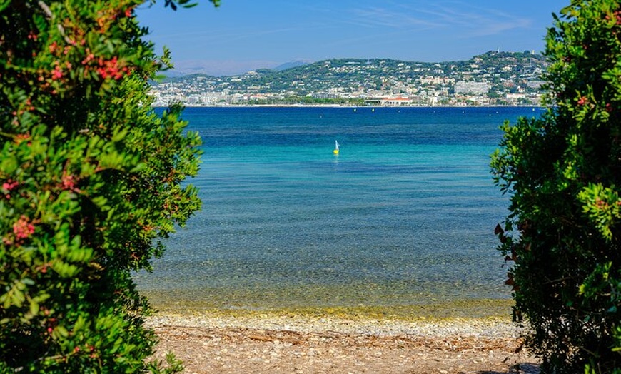 Image 48: Ferry depuis Cannes jusqu'à l'île Sainte-Marguerite