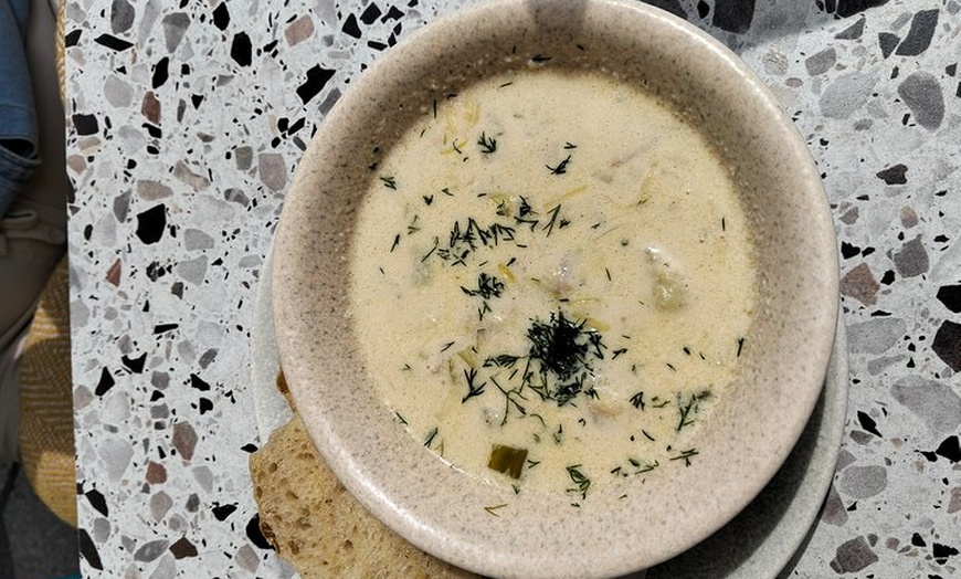 Image 7: Tasty and Indulgent Food and Drink Tour in Edinburgh