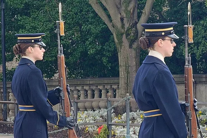 Visit Arlington National Cemetery with one of DC's best guides!