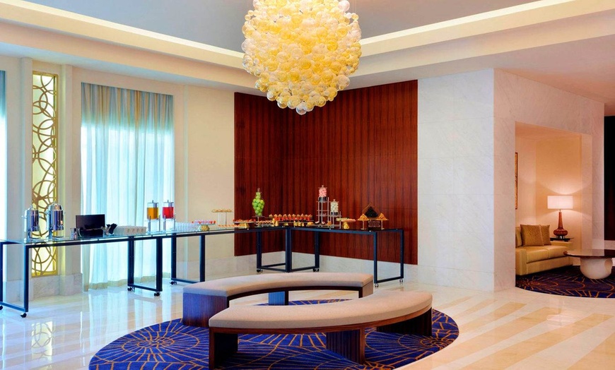 Image 16: ✈ EMIRATI ARABI UNITI | Dubai - Marriott Hotel Al Jaddaf Dubaï avec...