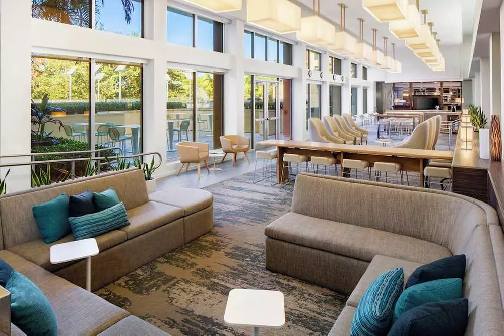 ✈ FLORIDA | Miami - Element Miami International Airport 3*, 3 notti...