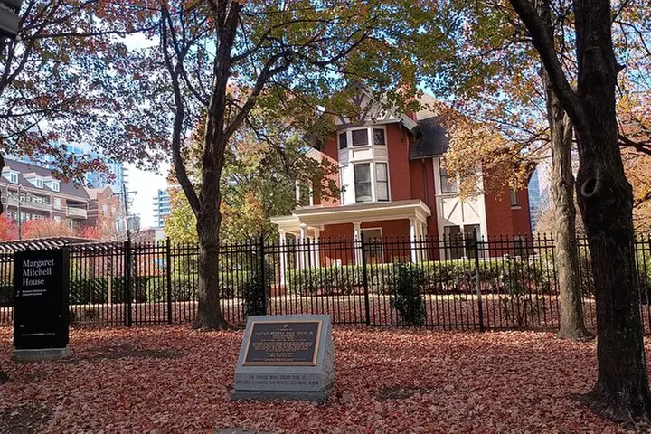 Peachtree Street Tour (The Main Artery)