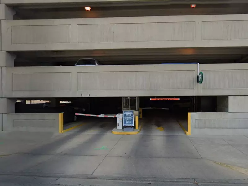 Parking at The Herndon Ramp Garage - Image 3