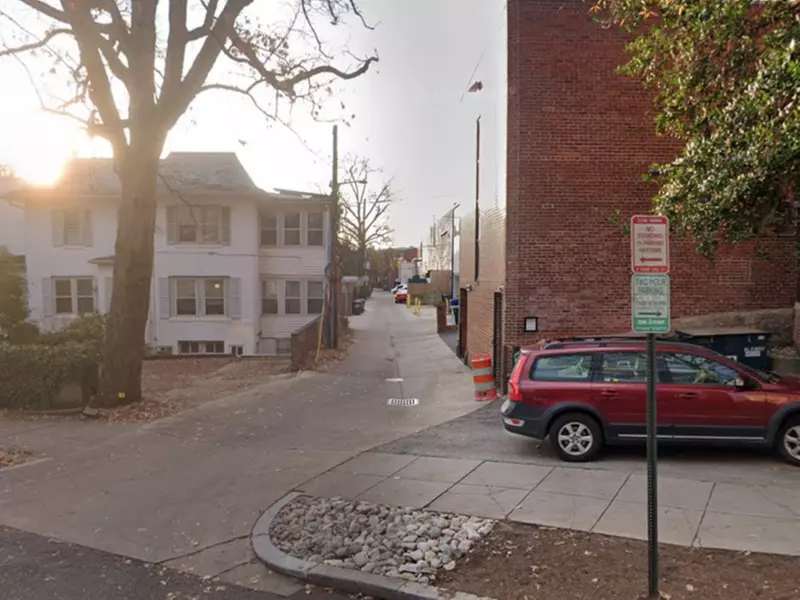 Parking at Alley Space - 2631 Connecticut Ave. NW. Garage - Valet A...