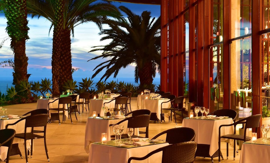 Image 12: ✈ MADÈRE | Funchal - Pestana Casino Park 5* - Bord de mer