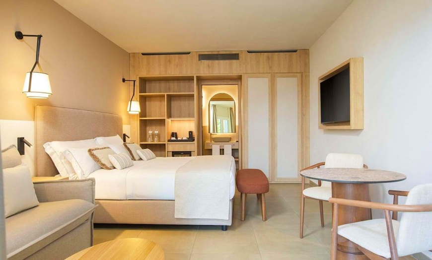 Image 3: ✈ SARDAIGNE | Santa Teresa di Gallura - Mangia's Sardinia Resort 3*...
