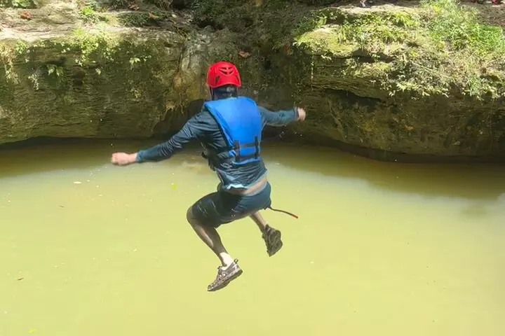 Adventure Half Day Explore Cueva Charco Azul and Cueva Arenales