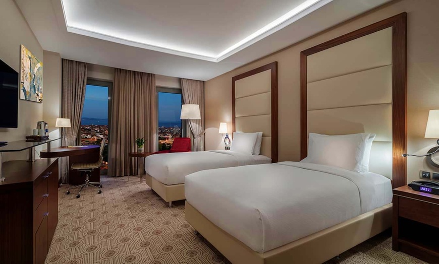 Image 5: ✈ TÜRKIYE | Istanbul - DoubleTree by Hilton Istanbul Topkapi 4*, 2 ...