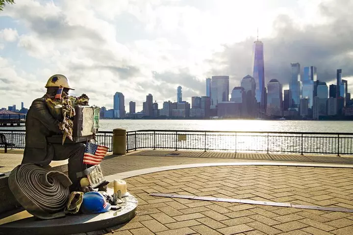9/11 World Trade Center Walking Tour with Museum Tickets - Primary Image