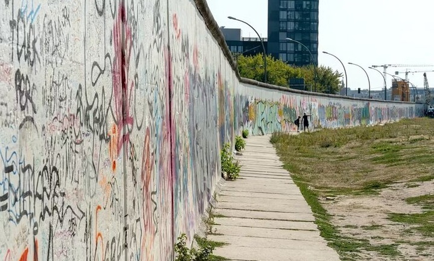 Image 4: Berlin City Highlights Erlebnis zu Fuß