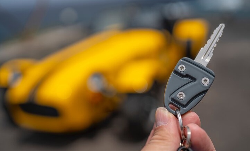 Image 7: Tenerife al volante de un Caterham Lotus 7 en completa libertad