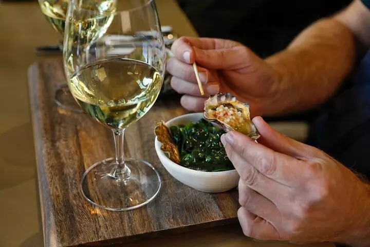 Wine Tasting in Pokolbin with Foodie Adventure - Image 6