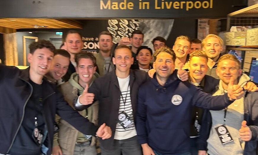 Image 16: Brewery bus tour, 4 breweries, 12 beers, 1 pizza, 1 bus