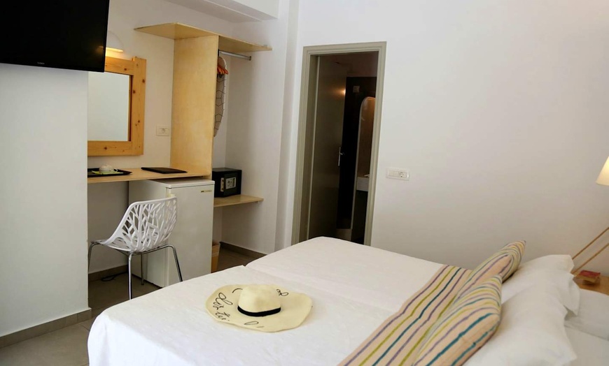 Image 4: ✈ SANTORIN | Akrotiri - Goulielmos Hotel & Spa 4*, 3 nuit - Piscine...