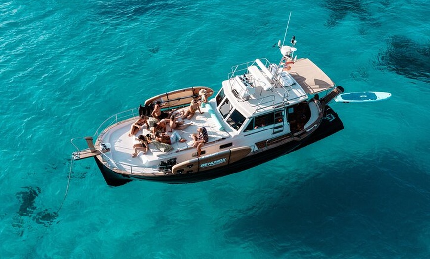 Image 7: Alquiler de barcos de medio día en yate tradicional balear en Ibiza