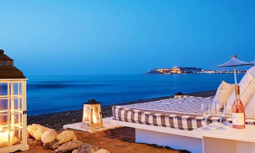 Image 2: ✈ CRÈTE | Rethymnon - Petradi Beach Lounge Hotel 3*, 3 nuit - Pisci...