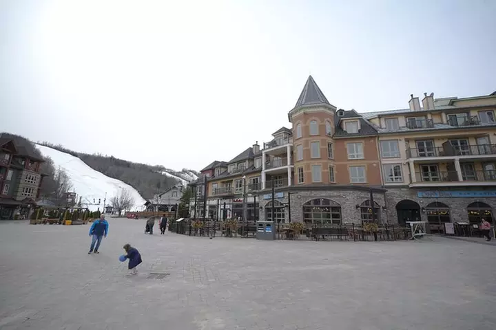 Blue Mountain Day Trip: Wine tasting, Horseback & Outdoor Fun!