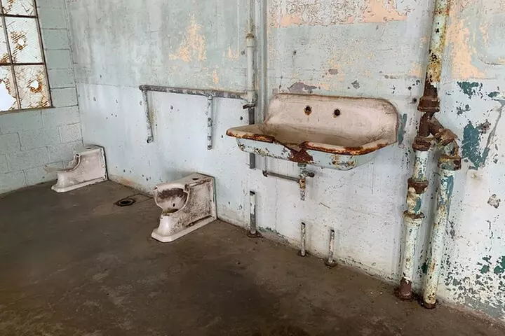 Alcatraz Inside Access Ferry and Audio Tour with Night Option