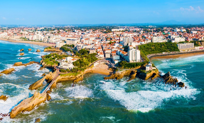 Image 18: ✈ FRANCE | Biarritz - Résidence Mer & Golf Eugénie - Piscine