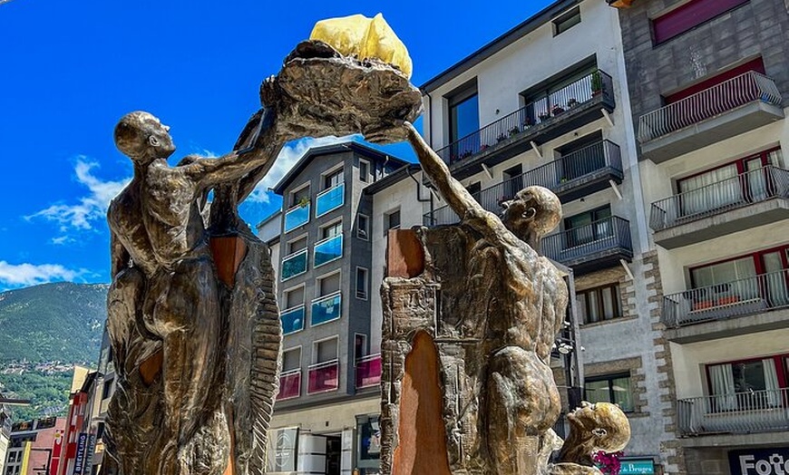 Image 5: Andorra, Francia y España: 3 países en un día desde Barcelona
