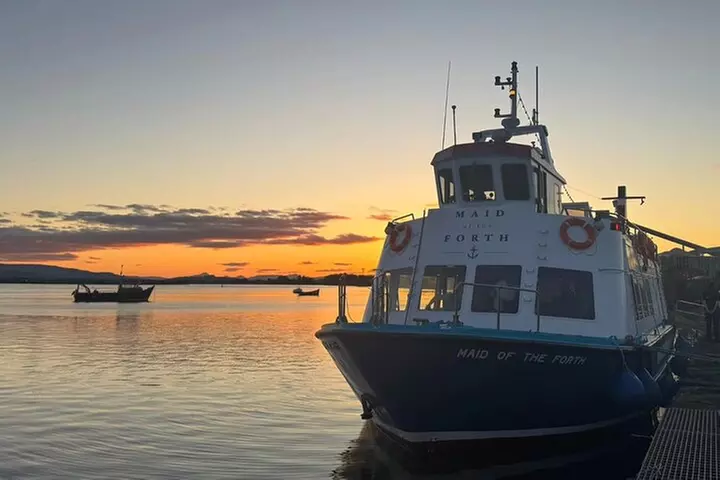 Stunning 90-Minute Firth of Forth Sightseeing Cruise Adventure