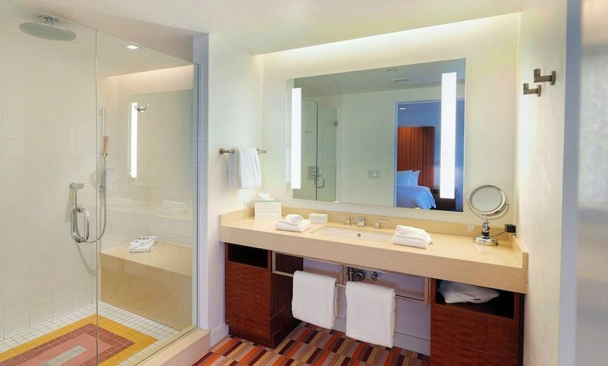 Image 8: ✈ FLORIDA | Miami - The Tony Hotel South Beach 4* - Piscina esterna