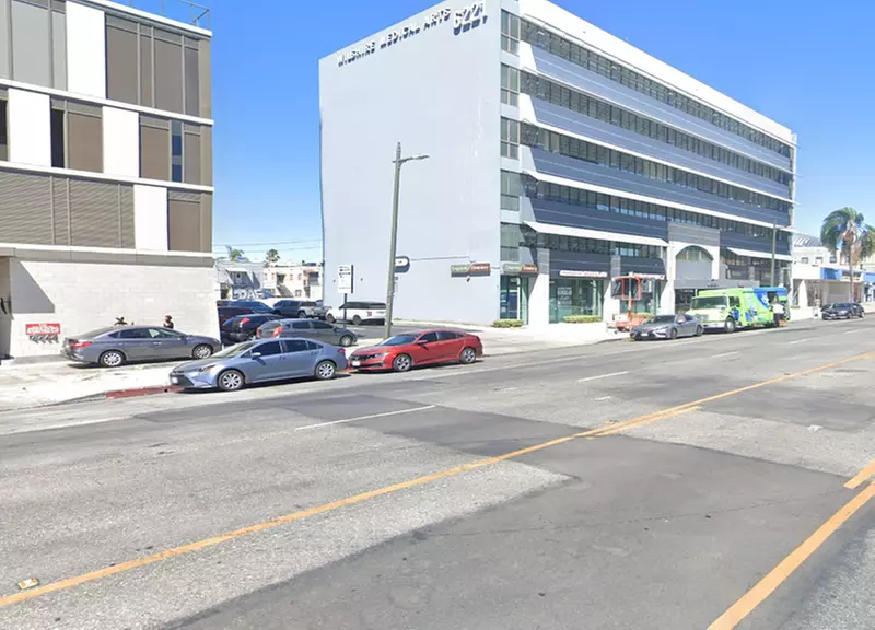 Parking at 6221 Wilshire Blvd. Lot - Second Medium