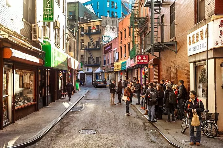 SoHo, Little Italy, and Chinatown Walking Tour in New York